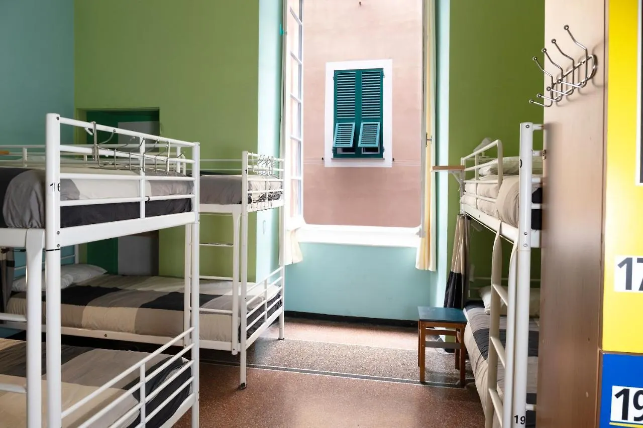 Manena Hostel Genova 0*, Genoa